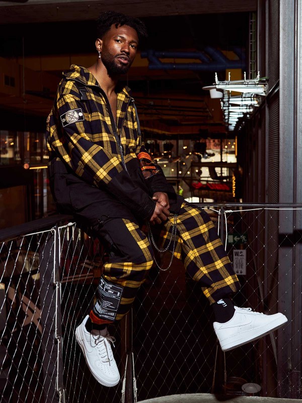 PANTALÓN CUADROS CON CADENA