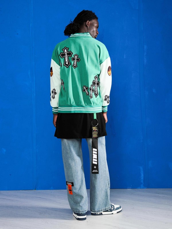 CHAQUETA BOMBER CON CRUCES