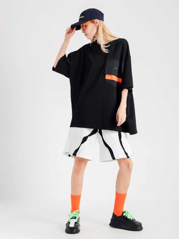 BLACK & WHITE SHORTS