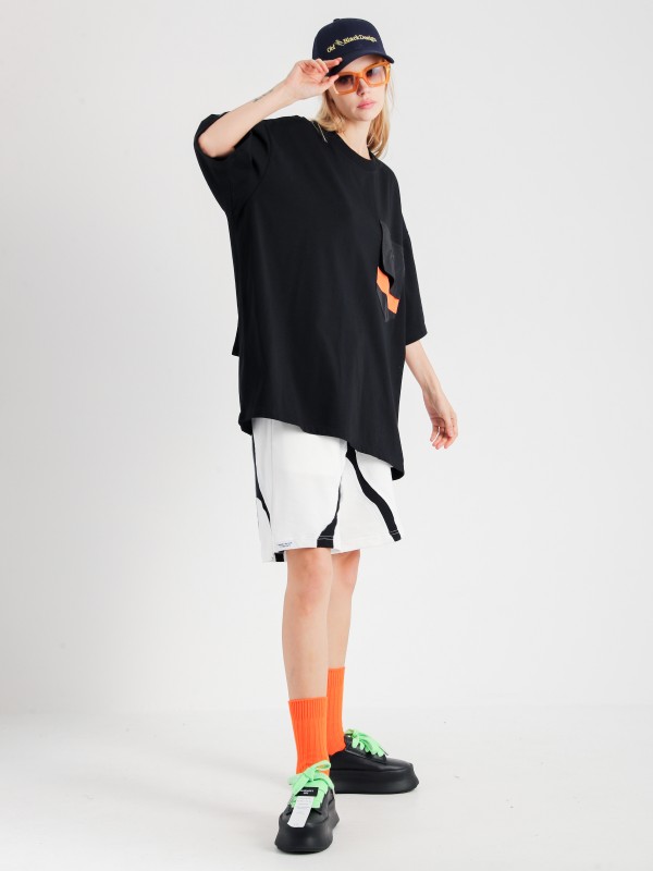 BLACK & WHITE SHORTS