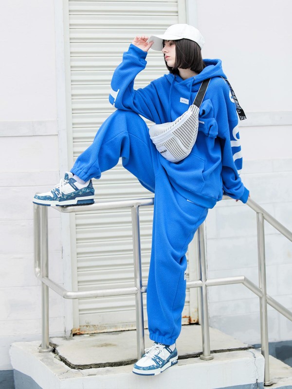 SUDADERA CON CAPUCHA