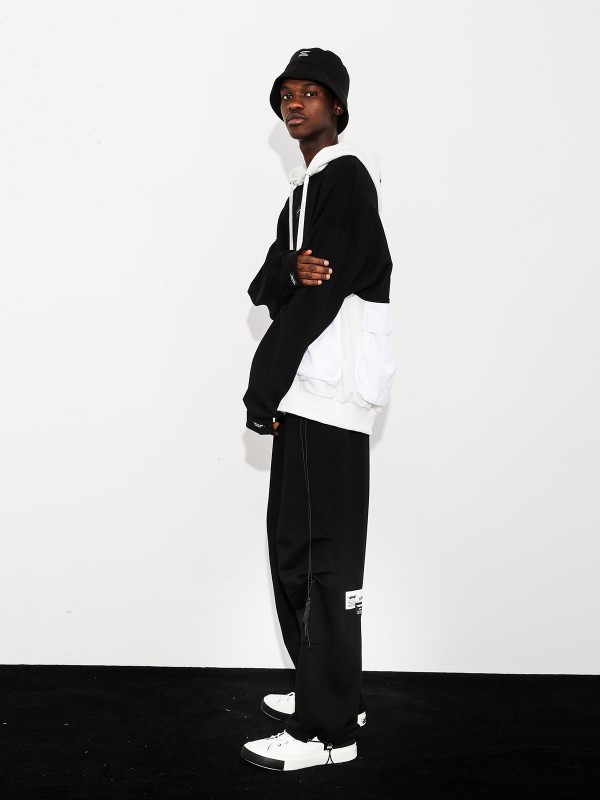 SUDADERA CON CAPUCHA