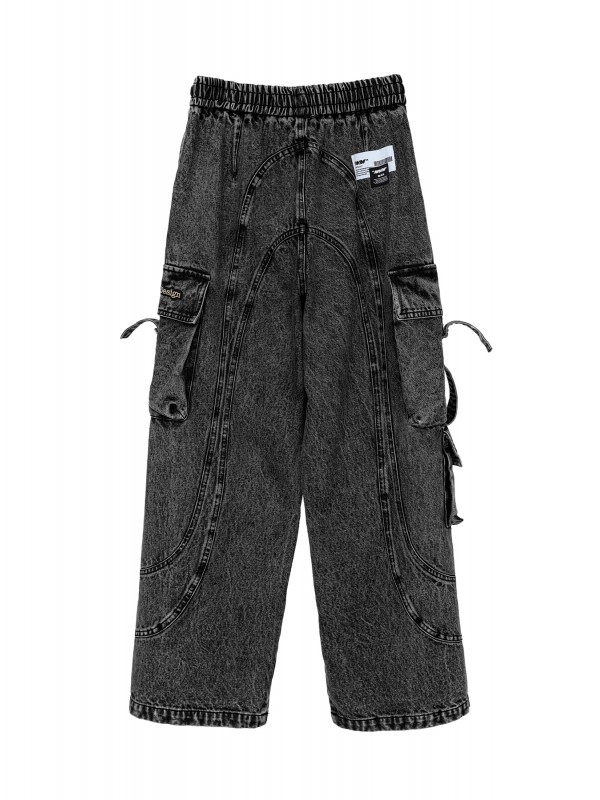 PANTALÓN VAQUERO CON BOLSILLOS