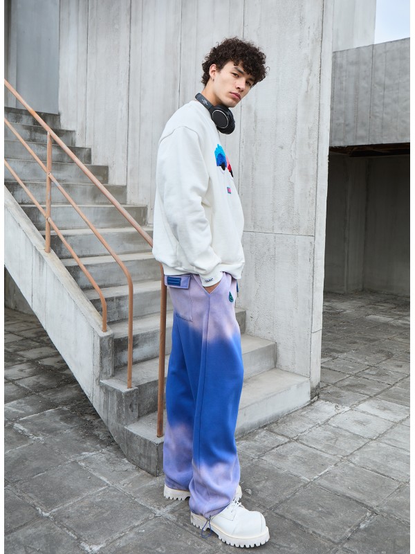 SWEATSHIRT WITH EYES