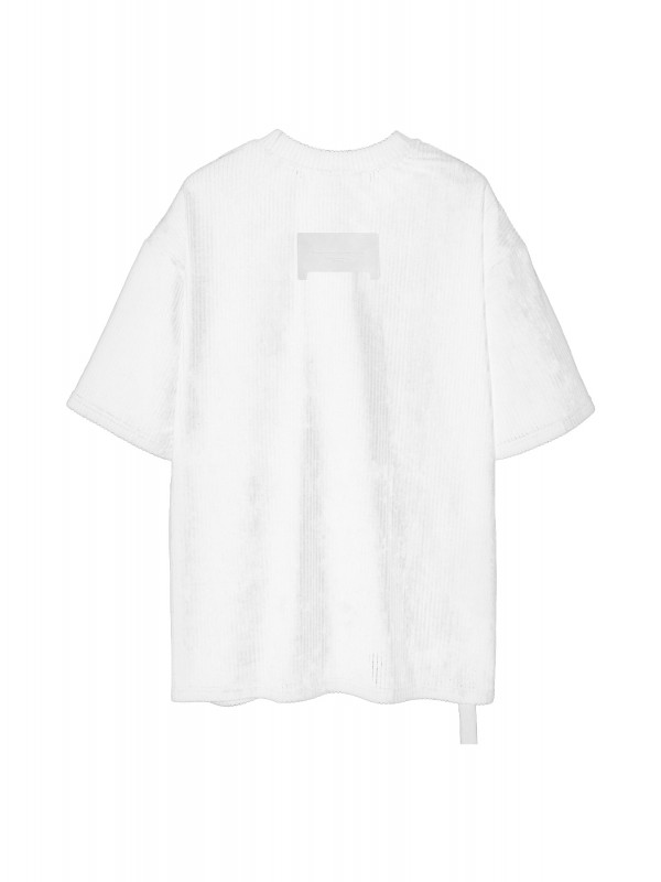 T-SHIRT WITH MINIATURE AND CHAIN