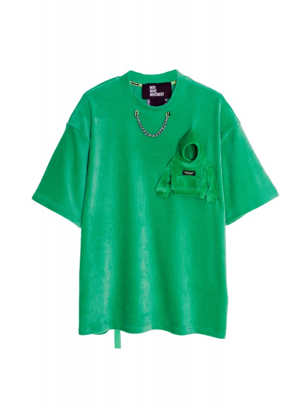 T-SHIRT WITH MINIATURE AND CHAIN