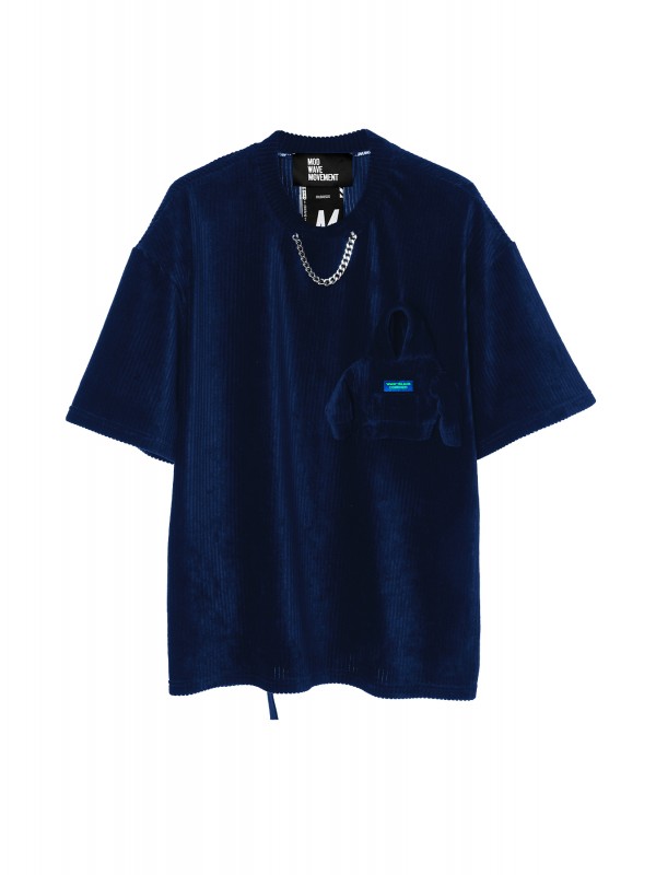 T-SHIRT WITH MINIATURE AND CHAIN