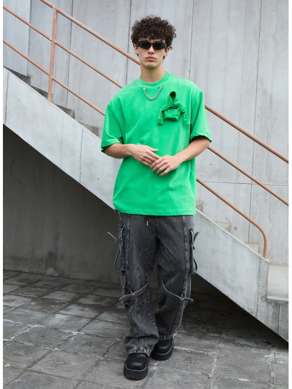 T-SHIRT WITH MINIATURE AND CHAIN