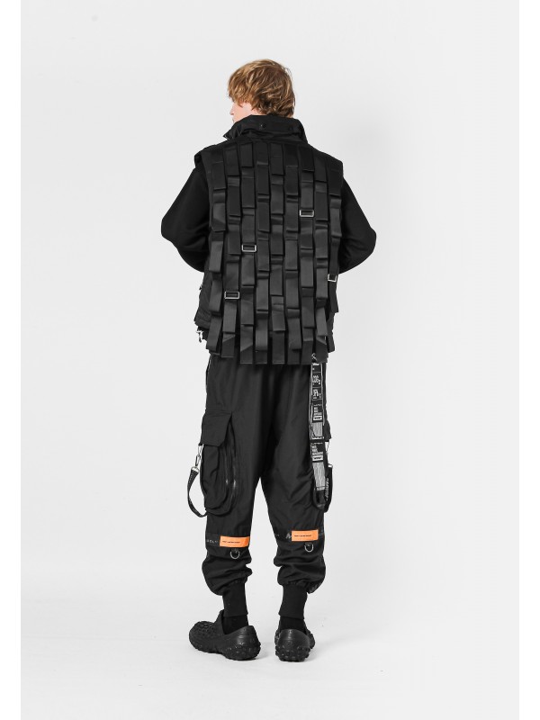 MWM INTERLACED DESIGN VEST