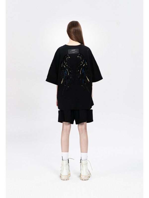 CAMISETA MWM ALAS BORDADAS