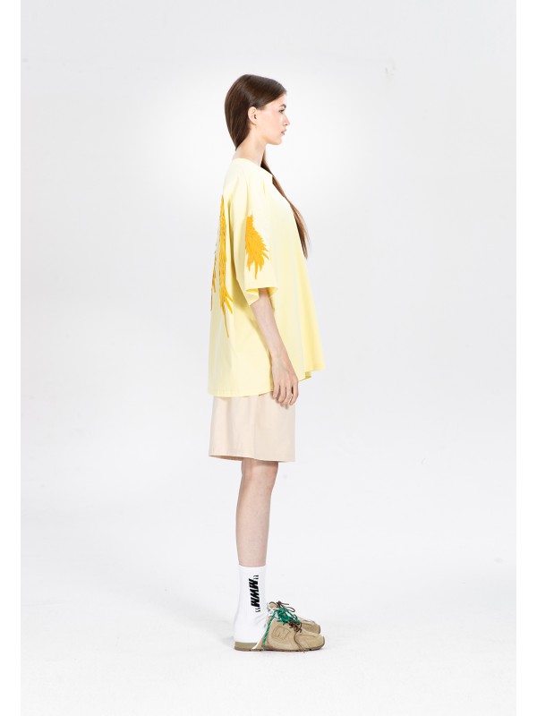 CAMISETA MWM ALAS BORDADAS