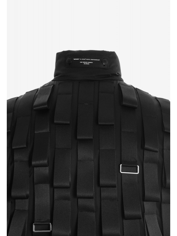 MWM INTERLACED DESIGN VEST