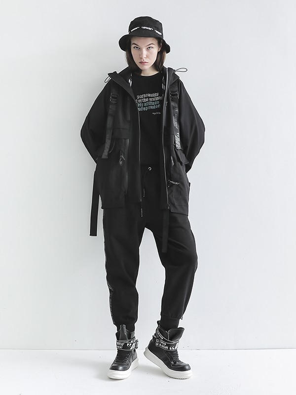 CHAQUETA TIRAS MULTIBOLSILLOS