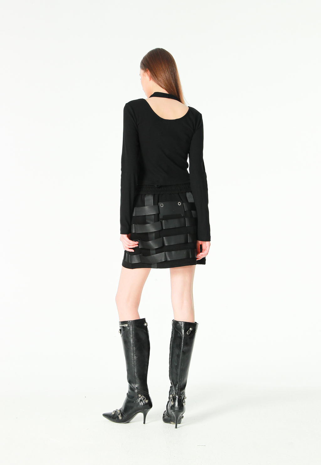 Minifalda con cintas industriales entrelazadas | MWM [PS_COLORS:BLACK]