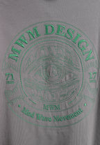 Camiseta de corte regular con motivo Eye MWM bordado en pecho y espalda | MWM [PS_COLORS:GREY]