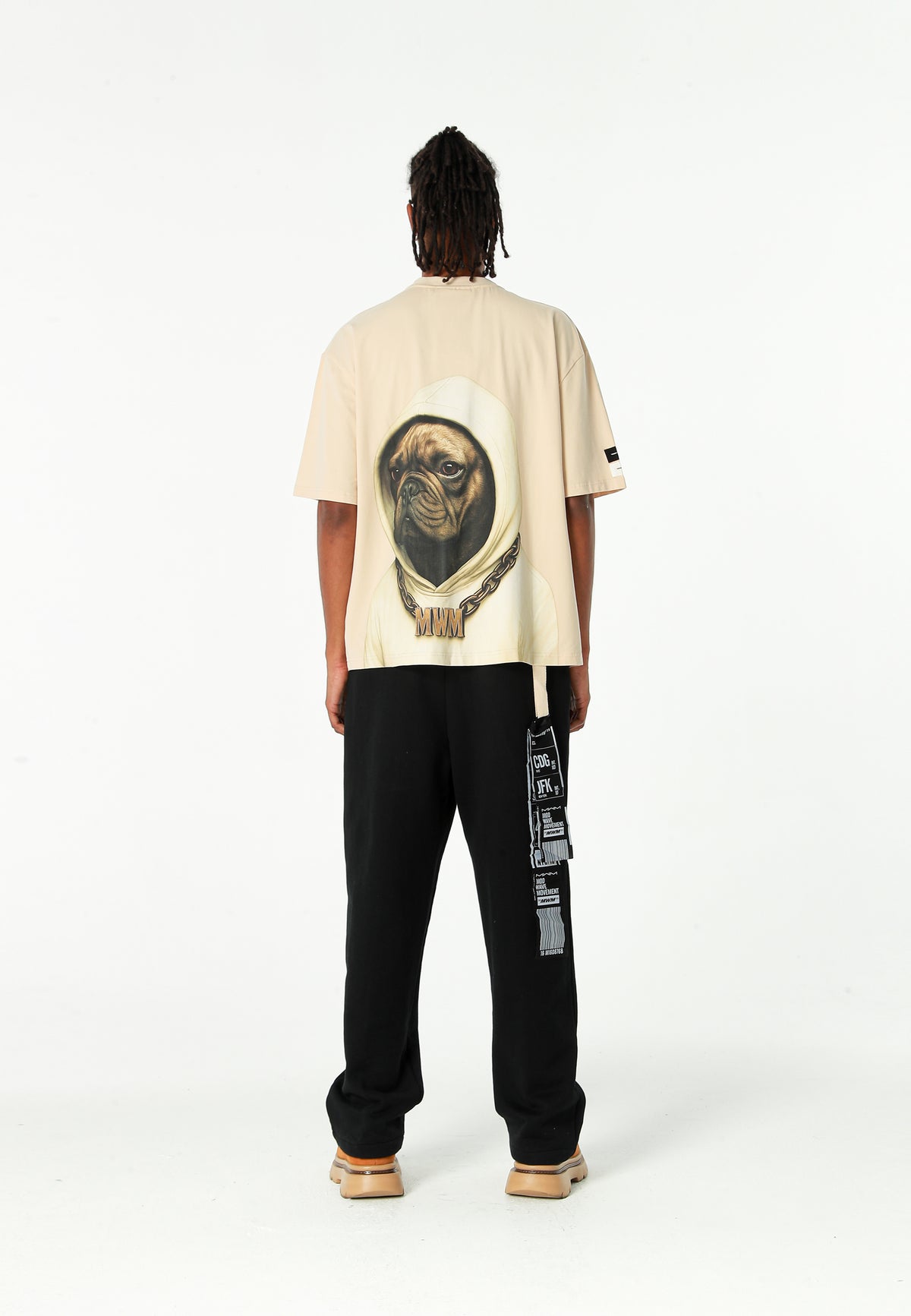 Camiseta oversize Vanguard Dogs Faces con print de bulldog en la espalda | MWM [PS_COLORS:UNASSIGNED]