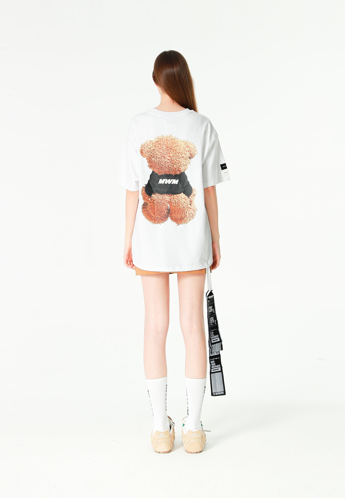 Camiseta TEDDY de corte regular con print Teddy en frontal y espalda | MWM [PS_COLORS:WHITE]