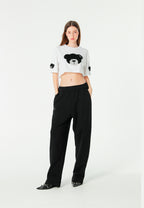 Camiseta de mujer TEDDY Mike Bag corta con gran parche frontal y detalles en mangas | MWM [PS_COLORS:WHITE]