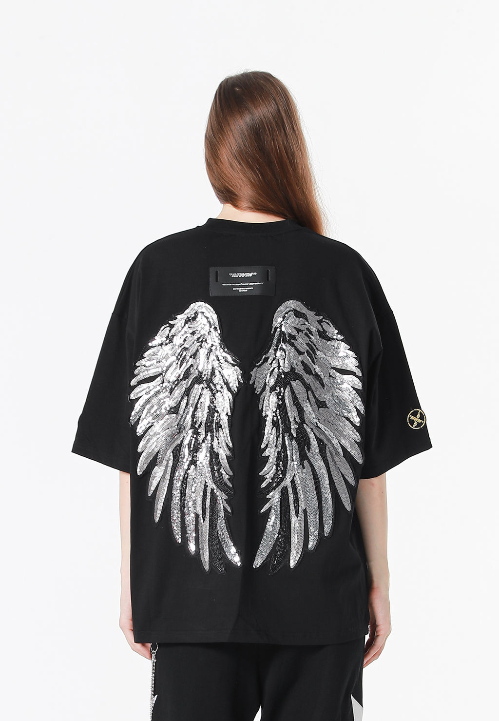 Camiseta Wings de corte relajado con alas de tachuelas en la espalda | MWM [PS_COLORS:BLACK]