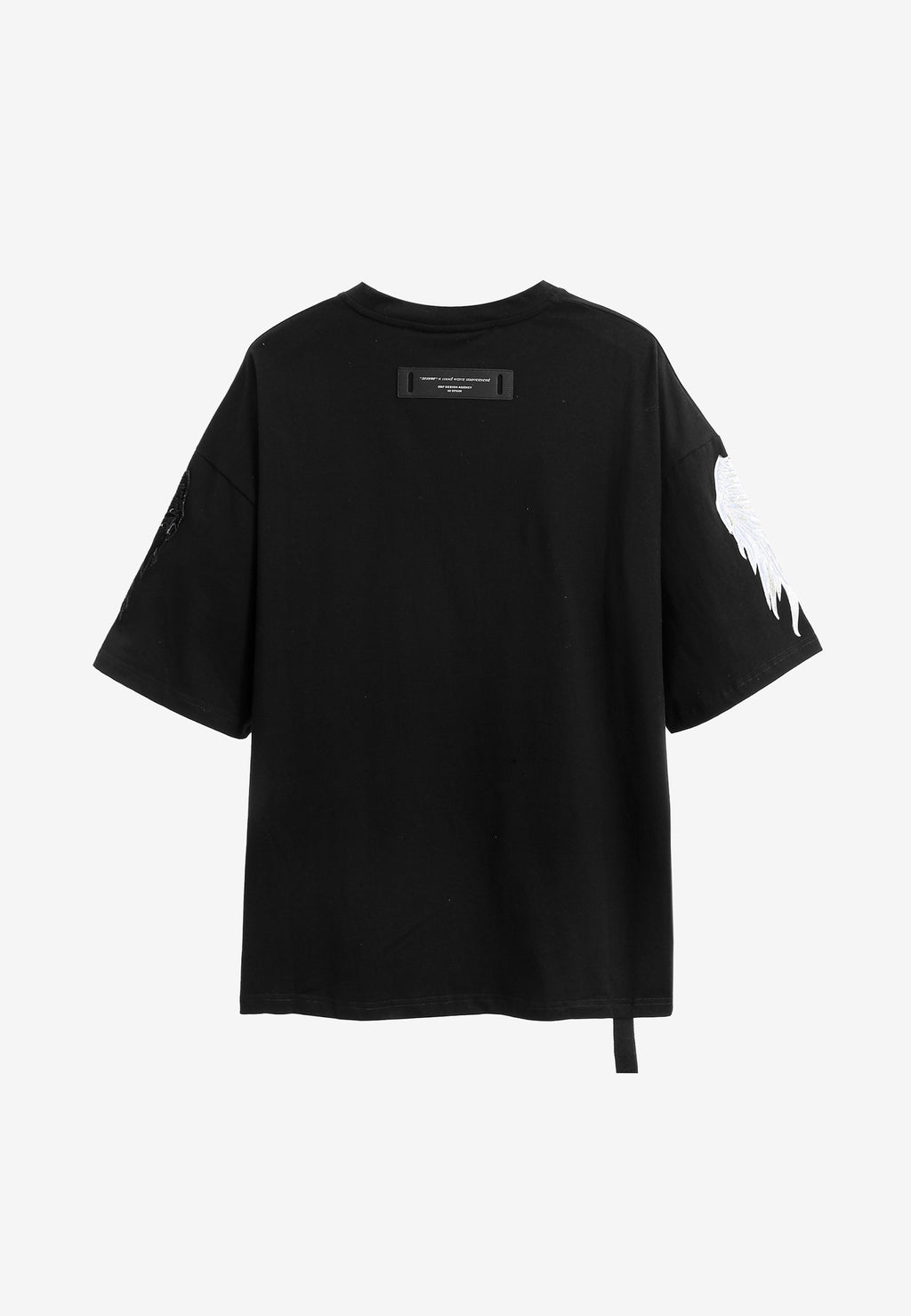 Camiseta Wings de corte relajado con parches Mini Wings en las mangas | MWM [PS_COLORS:BLACK]