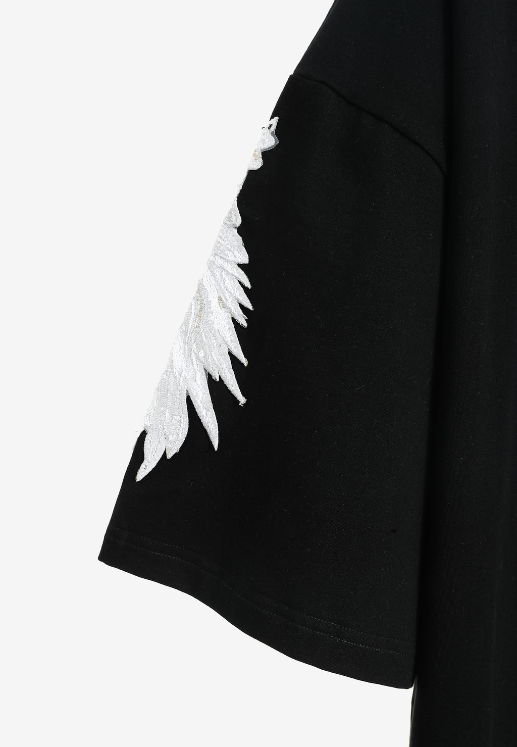 Camiseta Wings de corte relajado con parches Mini Wings en las mangas | MWM [PS_COLORS:BLACK]