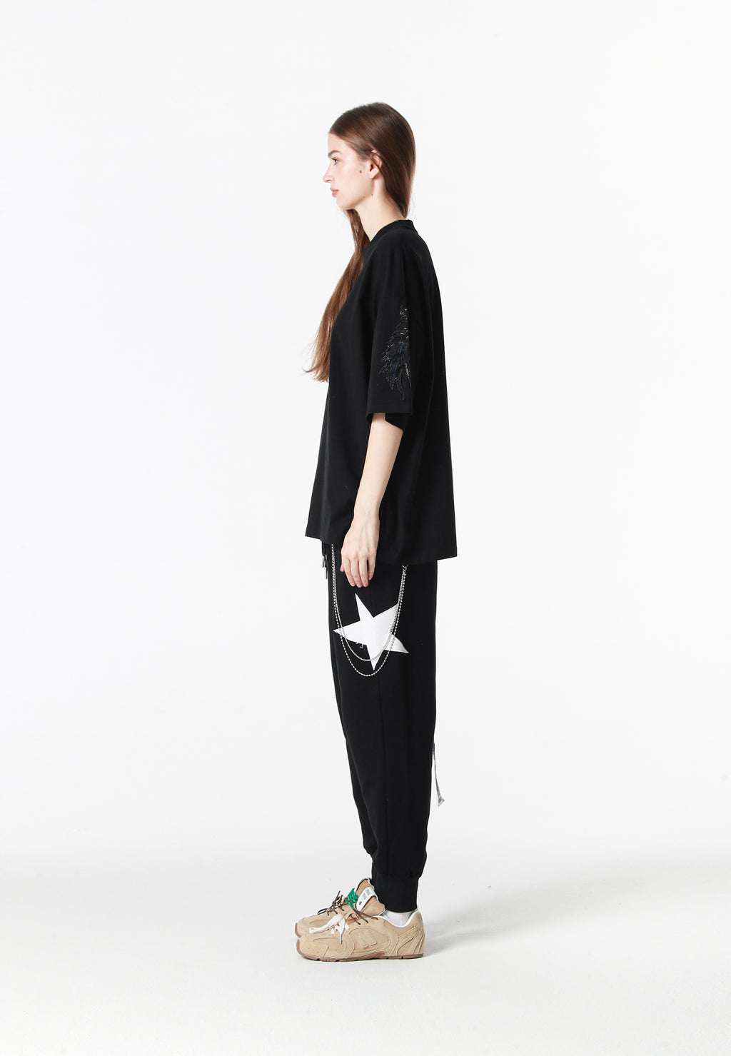 Camiseta Wings de corte relajado con parches Mini Wings en las mangas | MWM [PS_COLORS:BLACK]