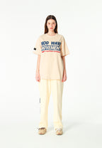 Camiseta TEDDY de corte regular con bordado frontal y print Streetwear Dog en la espalda | MWM [PS_COLORS:ECRU]