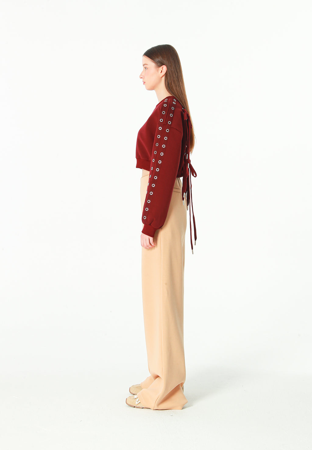 Sudadera corta con cordones en mangas y X de cordones cruzados | MWM [PS_COLORS:BURGUNDY]
