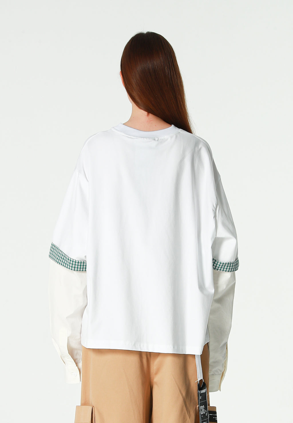 Camiseta de doble capa con manga larga de camisa y bolsillo frontal | MWM [PS_COLORS:WHITE]