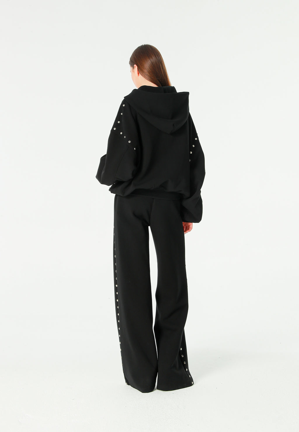 Pantalón palazzo de mujer de pierna ancha con efecto faja y tachuelas laterales | MWM [PS_COLORS:BLACK]