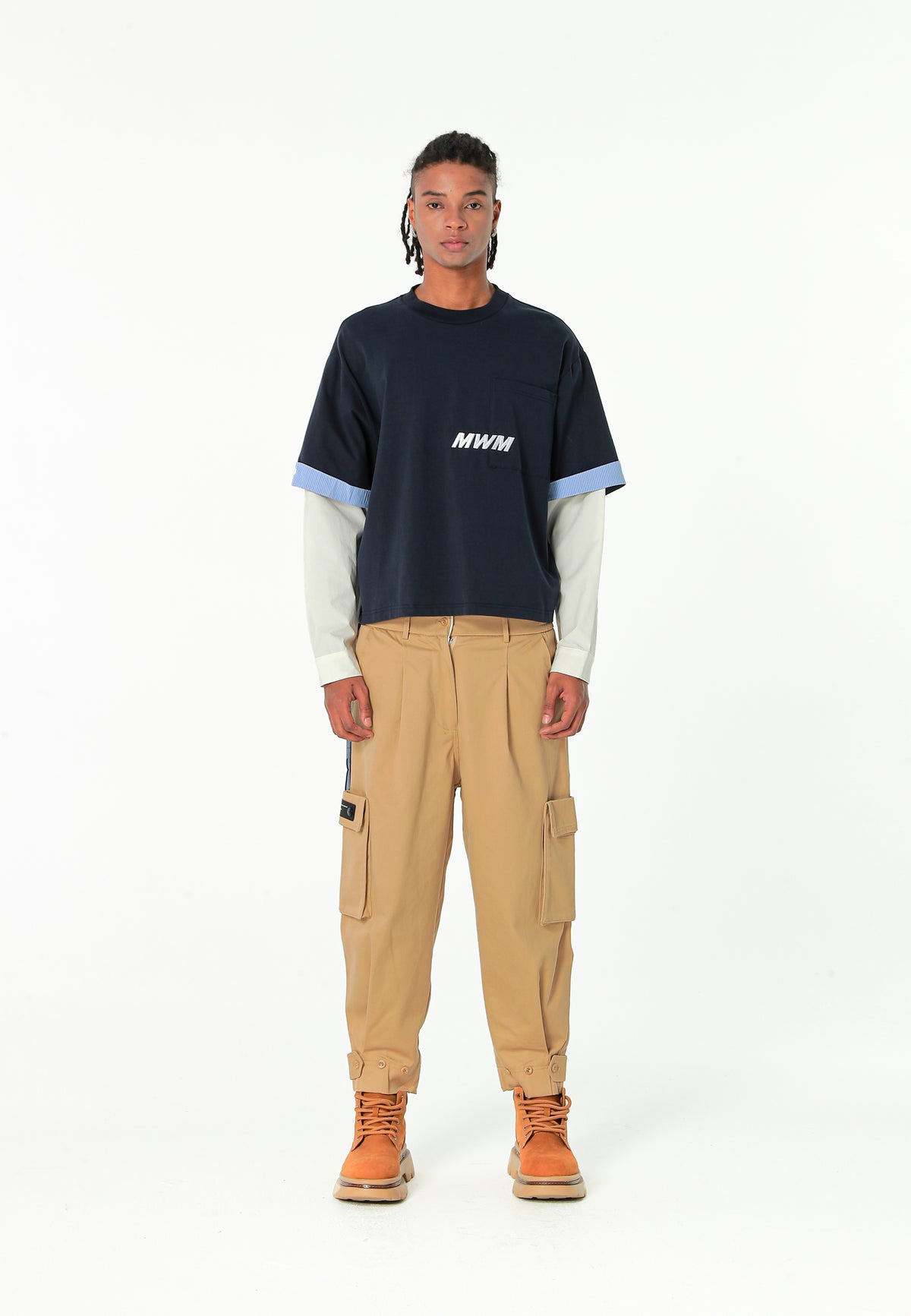 Pantalón cargo de corte relajado con doble cintura y bolsillos laterales | MWM [PS_COLORS:BEIGE]