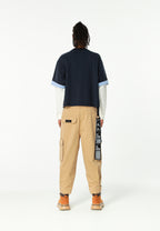 Pantalón cargo de corte relajado con doble cintura y bolsillos laterales | MWM [PS_COLORS:BEIGE]