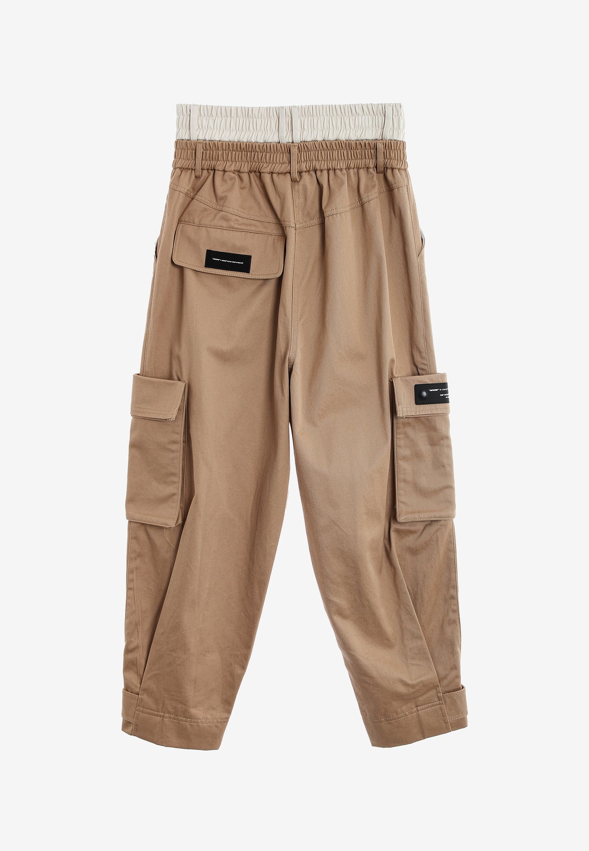Pantalón cargo de corte relajado con doble cintura y bolsillos laterales | MWM [PS_COLORS:BEIGE]