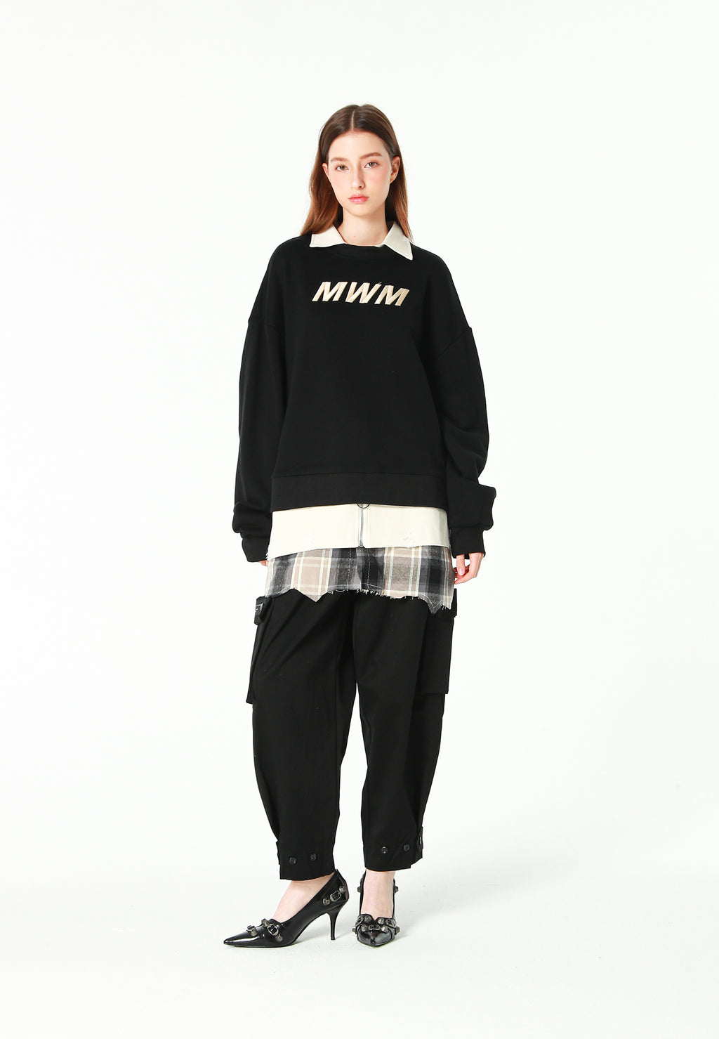 Pantalón cargo de corte relajado con doble cintura y bolsillos laterales | MWM [PS_COLORS:BLACK]