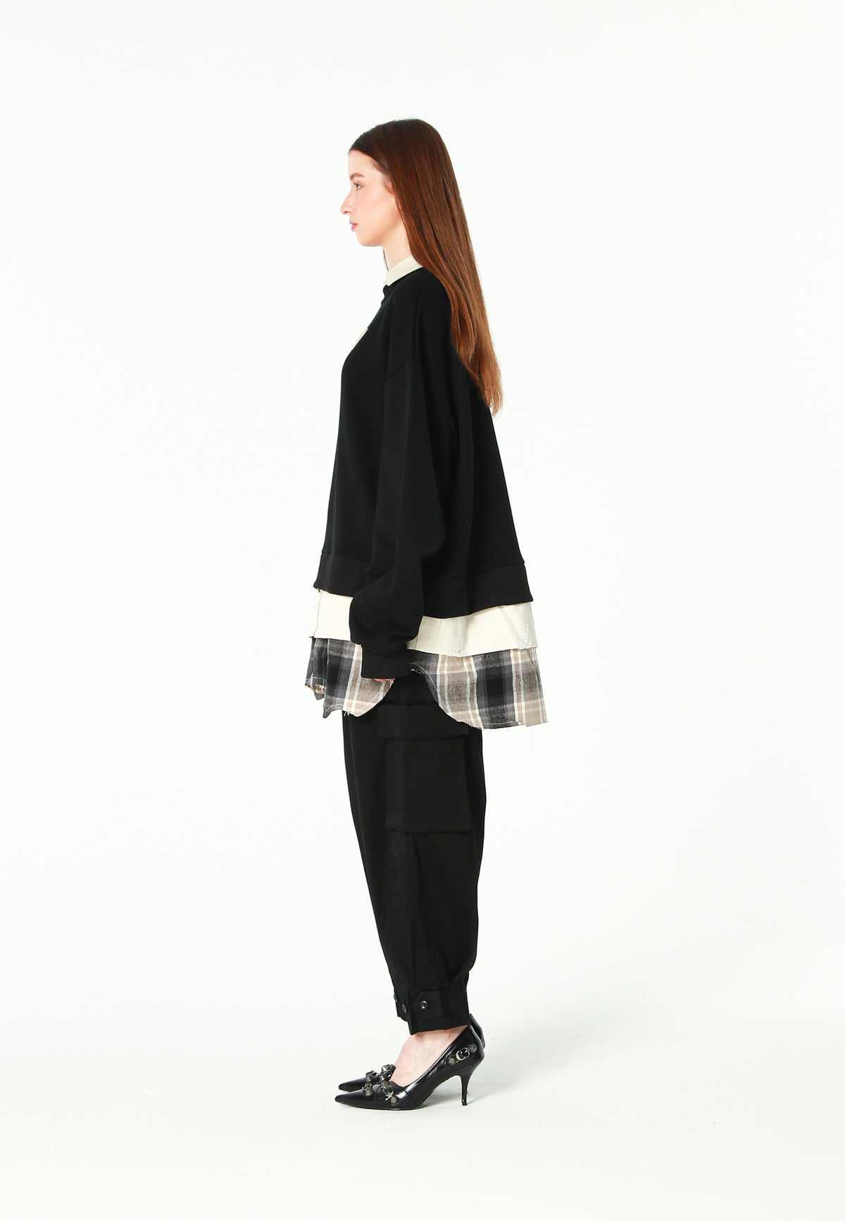 Pantalón cargo de corte relajado con doble cintura y bolsillos laterales | MWM [PS_COLORS:BLACK]