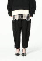 Pantalón cargo de corte relajado con doble cintura y bolsillos laterales | MWM [PS_COLORS:BLACK]