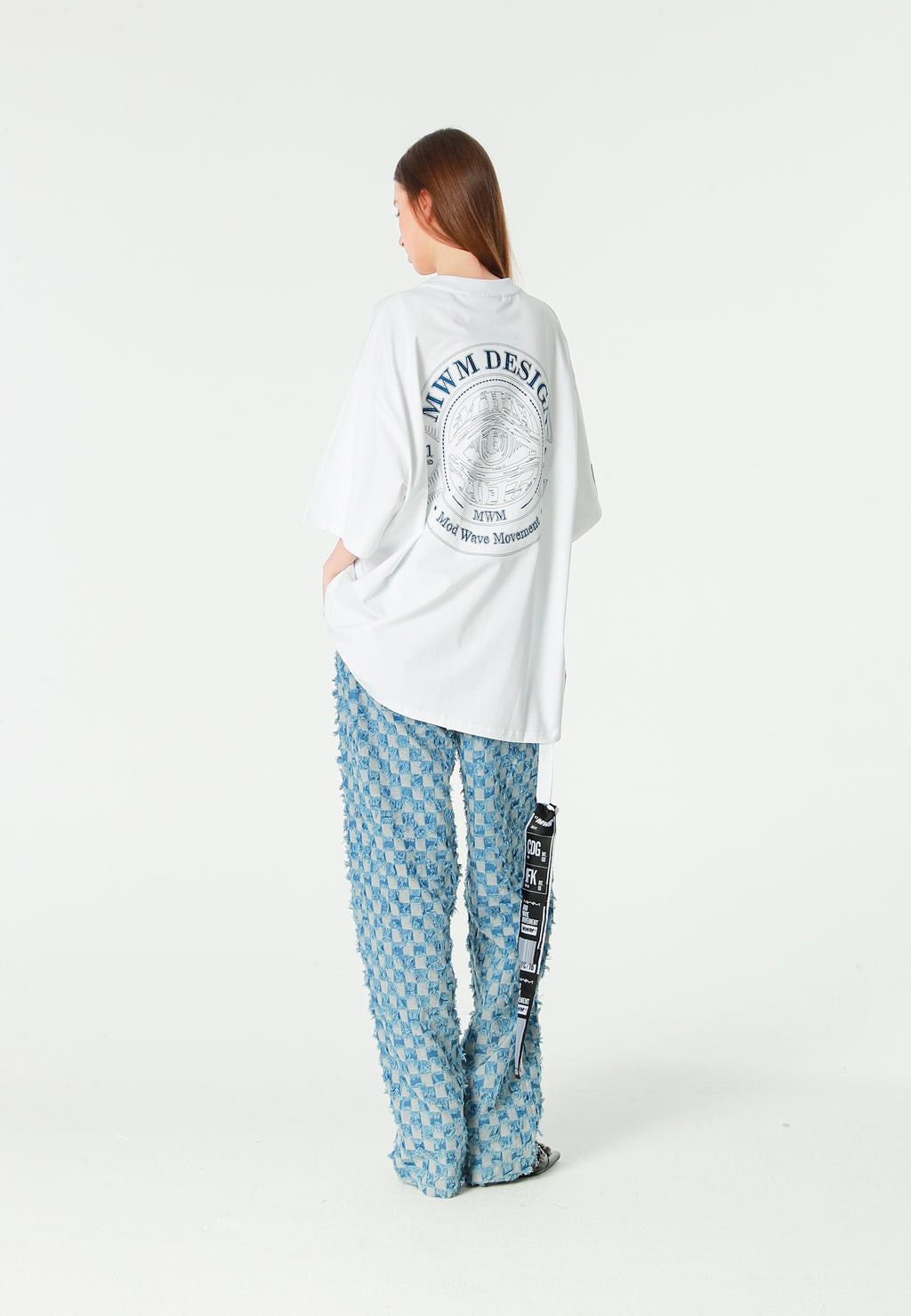 Pantalón de corte recto y relajado en jacquard de chenilla con brillo | MWM [PS_COLORS:BLUE]