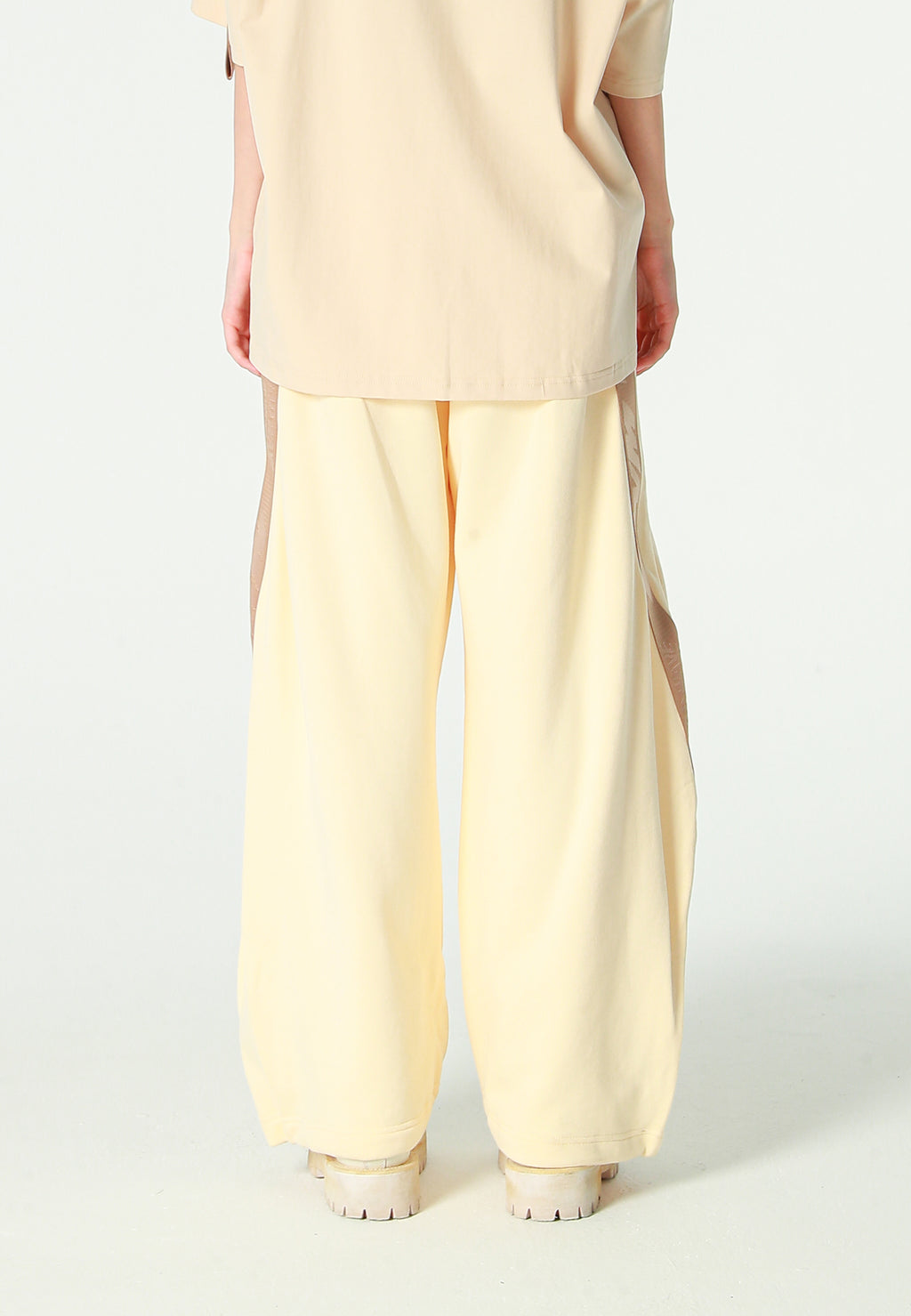 Pantalón barrel con cintas asimétricas MWM y bajos ajustables | MWM [PS_COLORS:BEIGE]