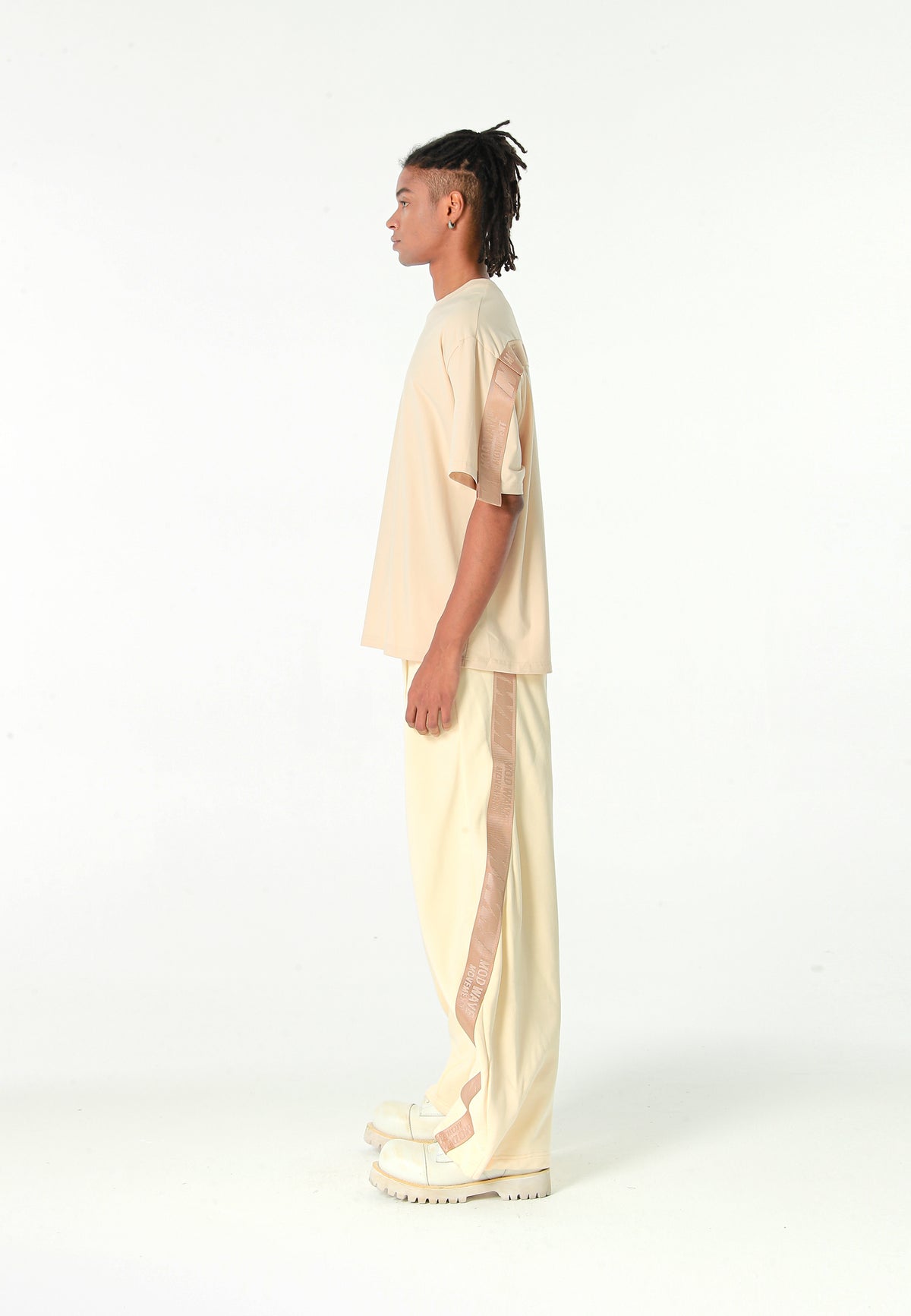Pantalón barrel con cintas asimétricas MWM y bajos ajustables | MWM [PS_COLORS:BEIGE]