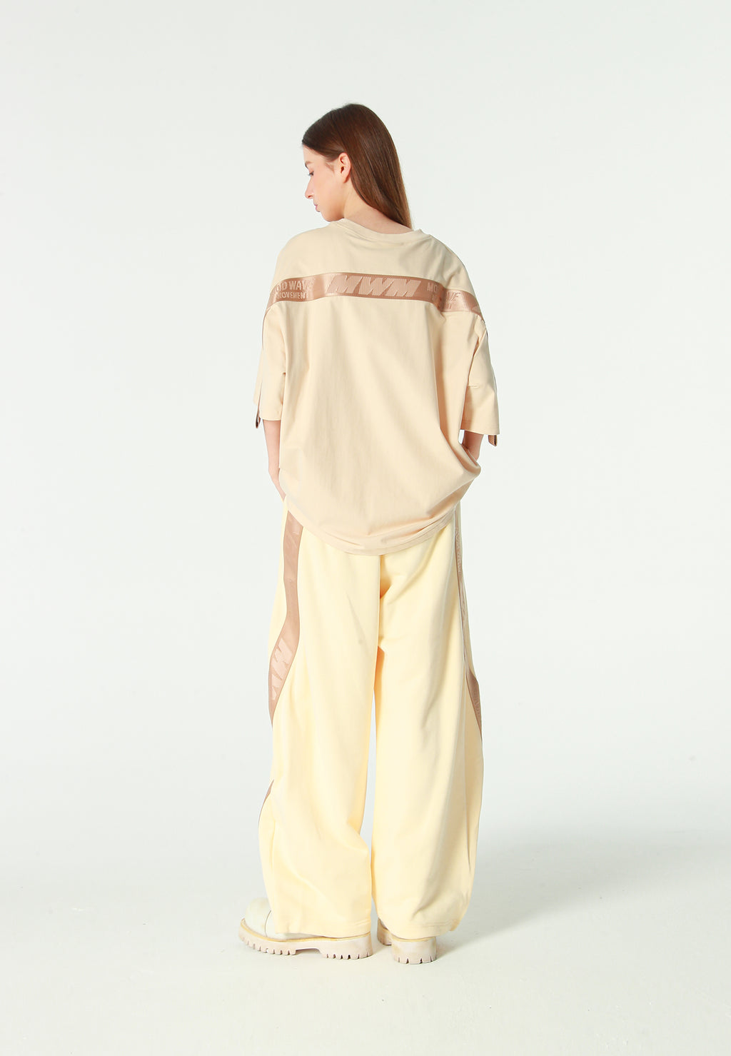 Pantalón barrel con cintas asimétricas MWM y bajos ajustables | MWM [PS_COLORS:BEIGE]