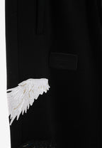 Pantalón jogger Wings con parches Mini Wings en los laterales | MWM [PS_COLORS:BLACK]