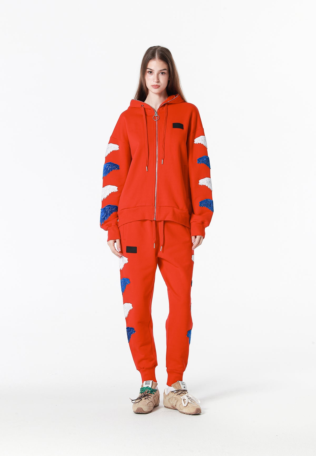 Pantalón jogger Wings con parches Mini Wings en los laterales | MWM [PS_COLORS:RED]