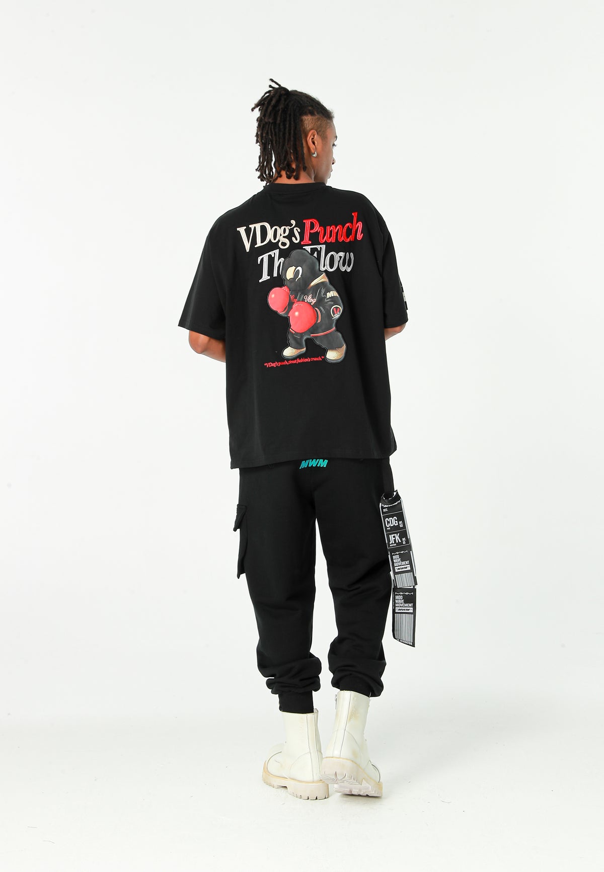 Pantalón jogger Vanguard Dogs con bolsillo cargo lateral y bordado trasero | MWM [PS_COLORS:BLACK]