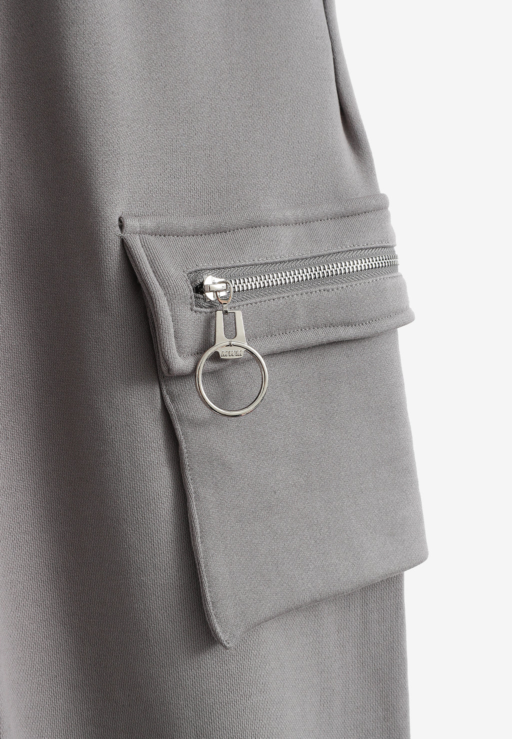 Pantalón jogger Vanguard Dogs con bolsillo cargo lateral y bordado trasero | MWM [PS_COLORS:GREY]