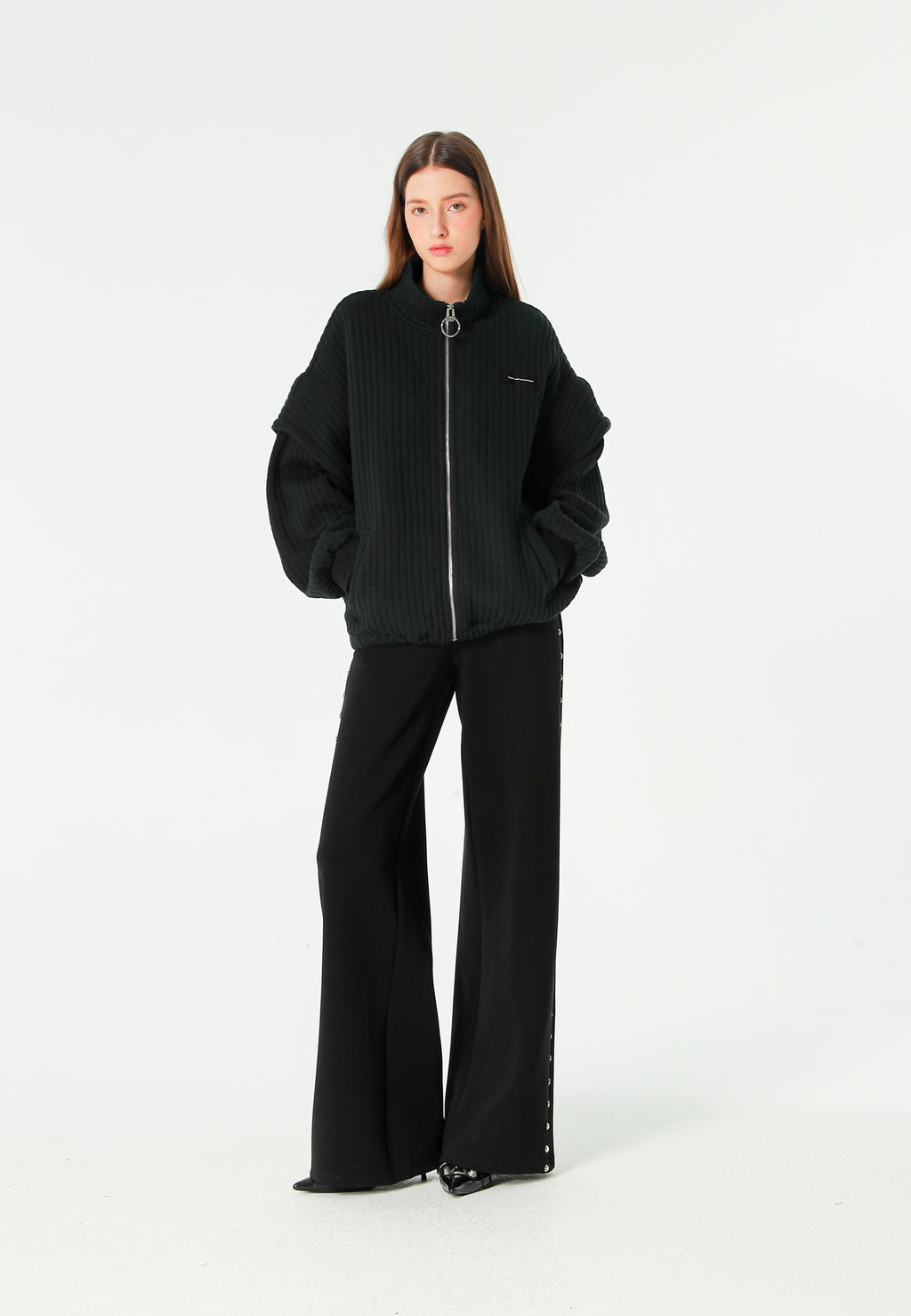Chaqueta acolchada convertible en chaleco con mangas extraíbles y cuello alto | MWM [PS_COLORS:BLACK]