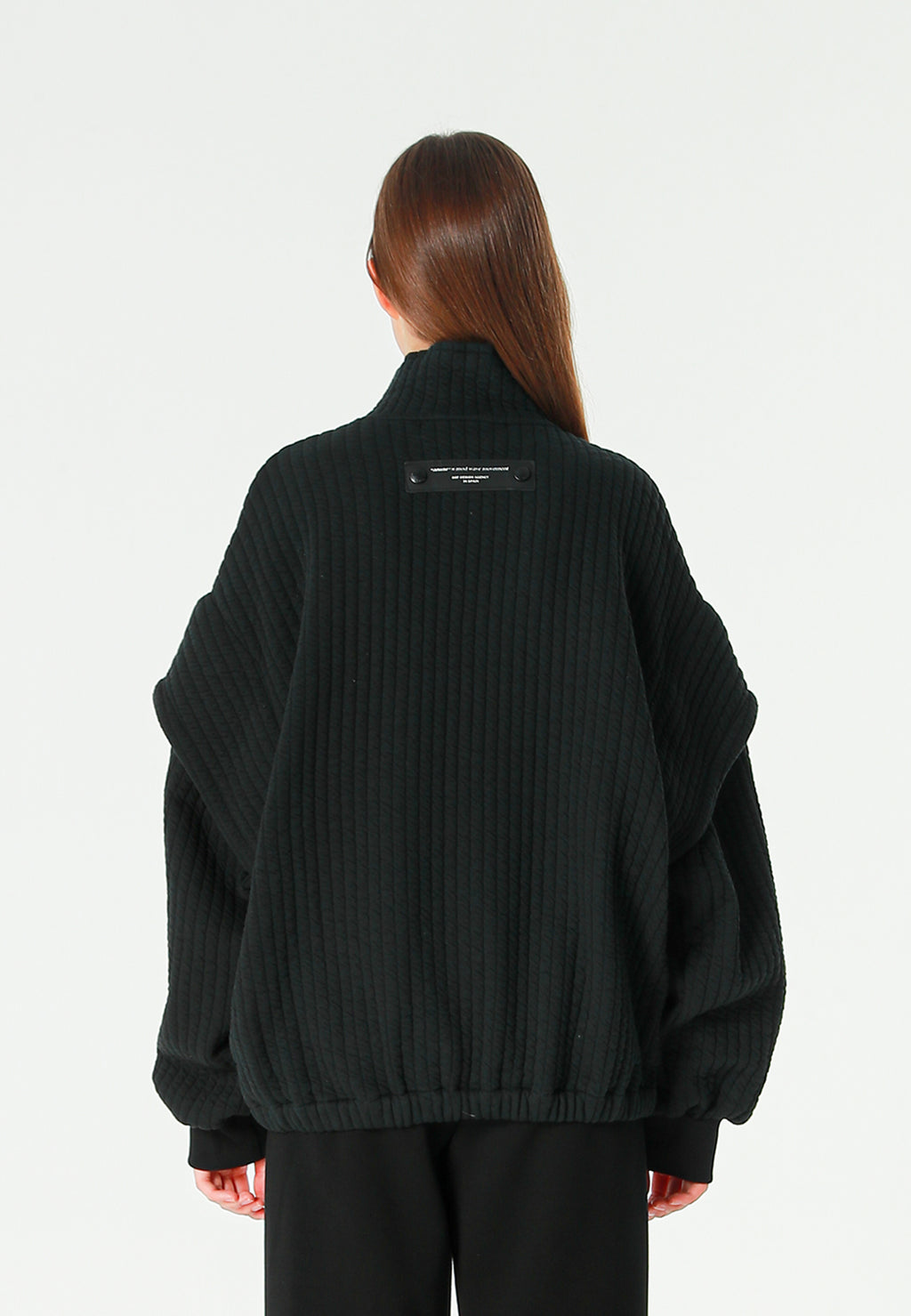 Chaqueta acolchada convertible en chaleco con mangas extraíbles y cuello alto | MWM [PS_COLORS:BLACK]