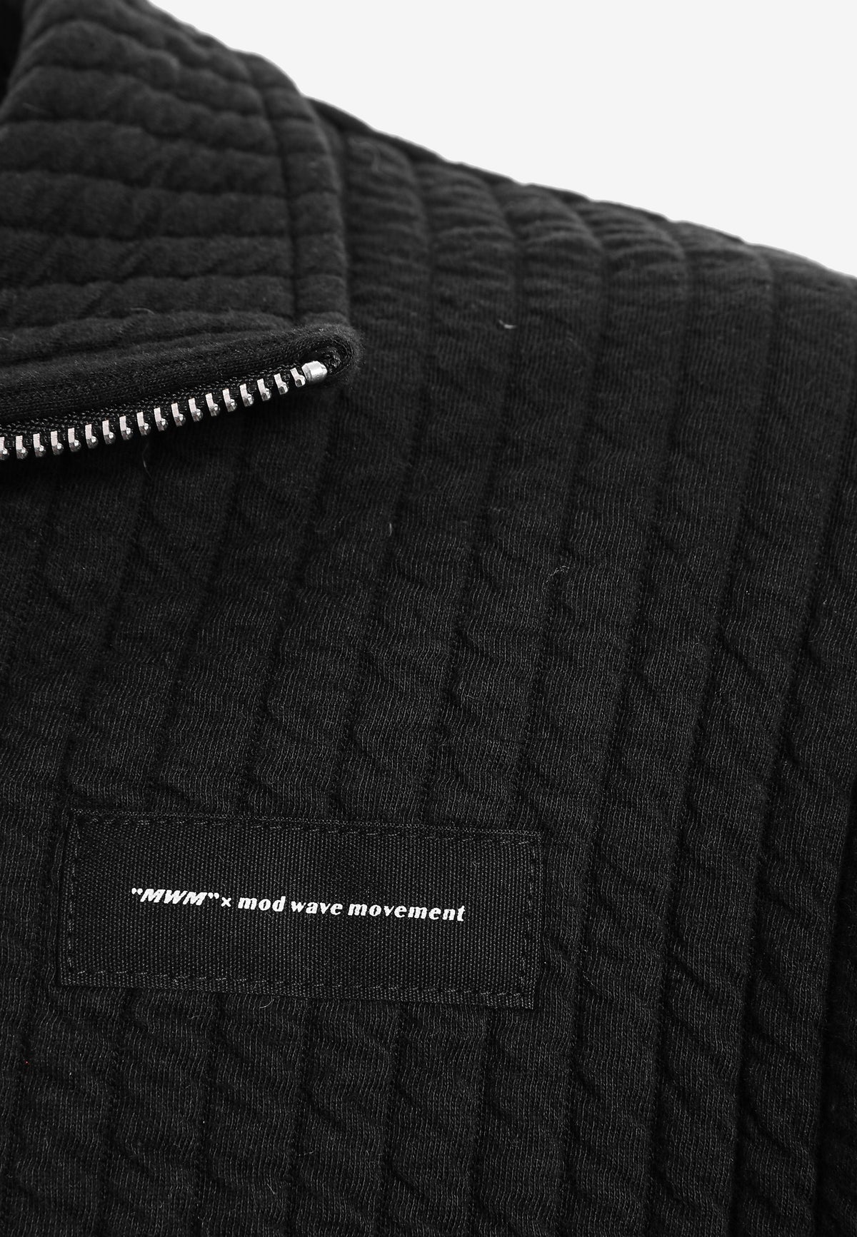 Chaqueta acolchada convertible en chaleco con mangas extraíbles y cuello alto | MWM [PS_COLORS:BLACK]