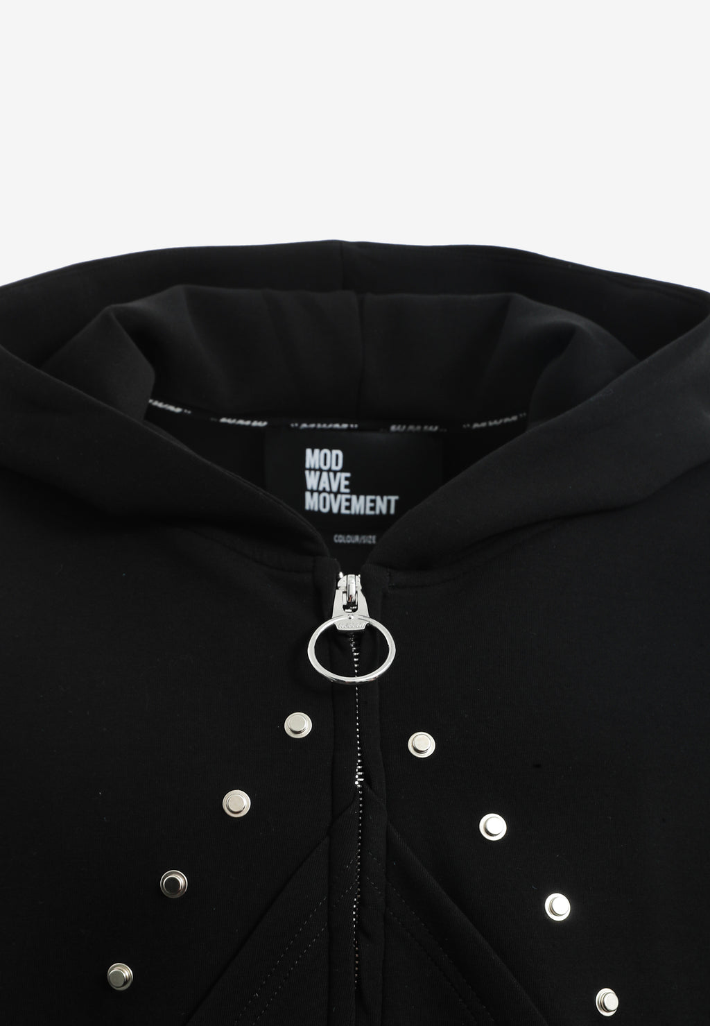 Sudadera con capucha, cremallera frontal, mangas globo y tachuelas metálicas | MWM [PS_COLORS:BLACK]