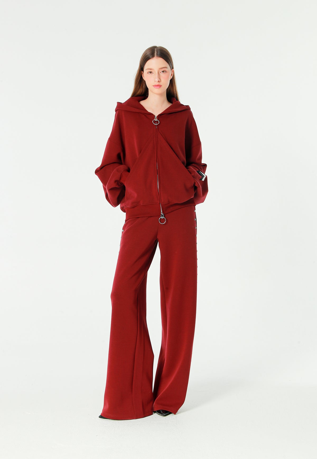 Sudadera con capucha, cremallera frontal y mangas globo | MWM [PS_COLORS:BURGUNDY]