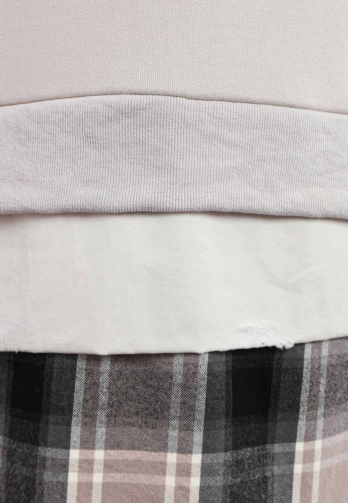 Sudadera multicapa con cuello de camisa extraíble y faldón de canvas y franela | MWM [PS_COLORS:ECRU]